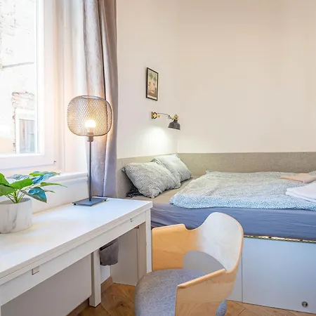 Apartment Gem In The Center