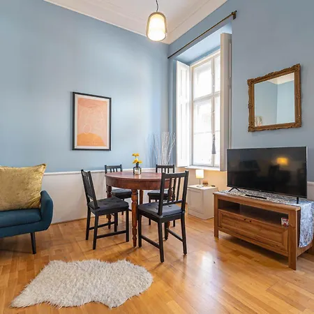 Apartment Gem In The Center Budapest